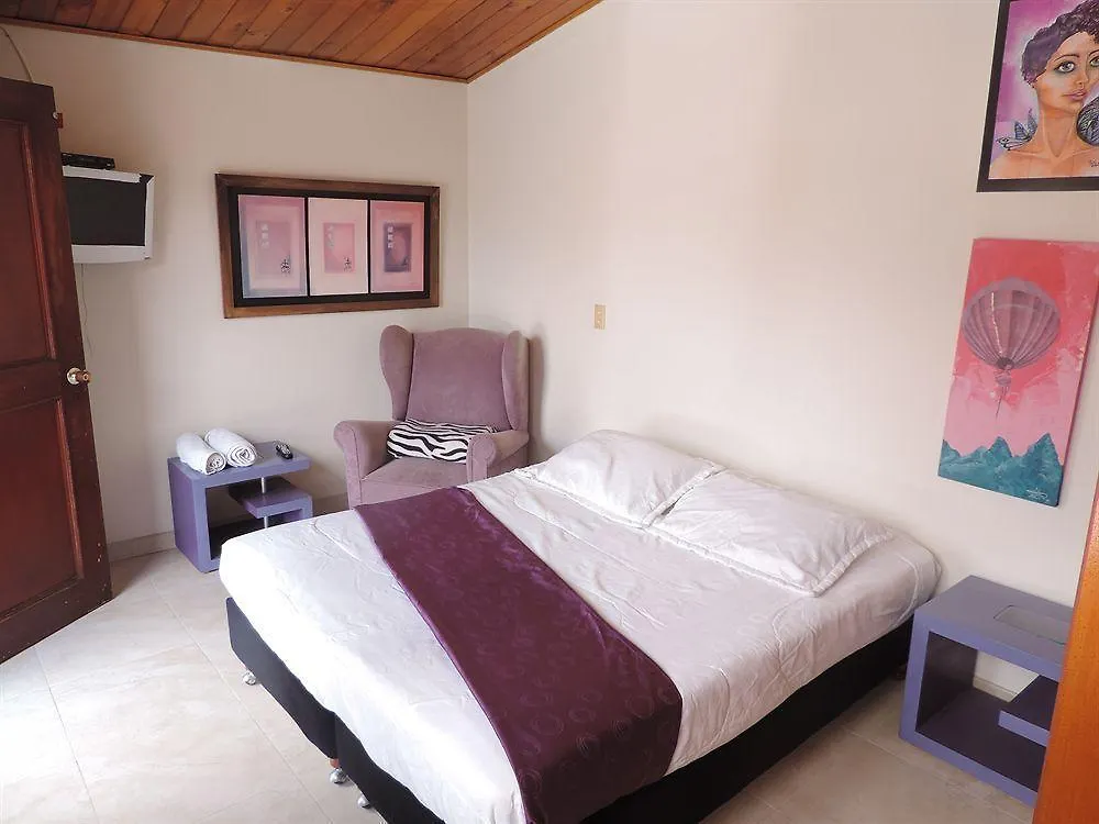 Violeta Park Hostel Μπογκοτά