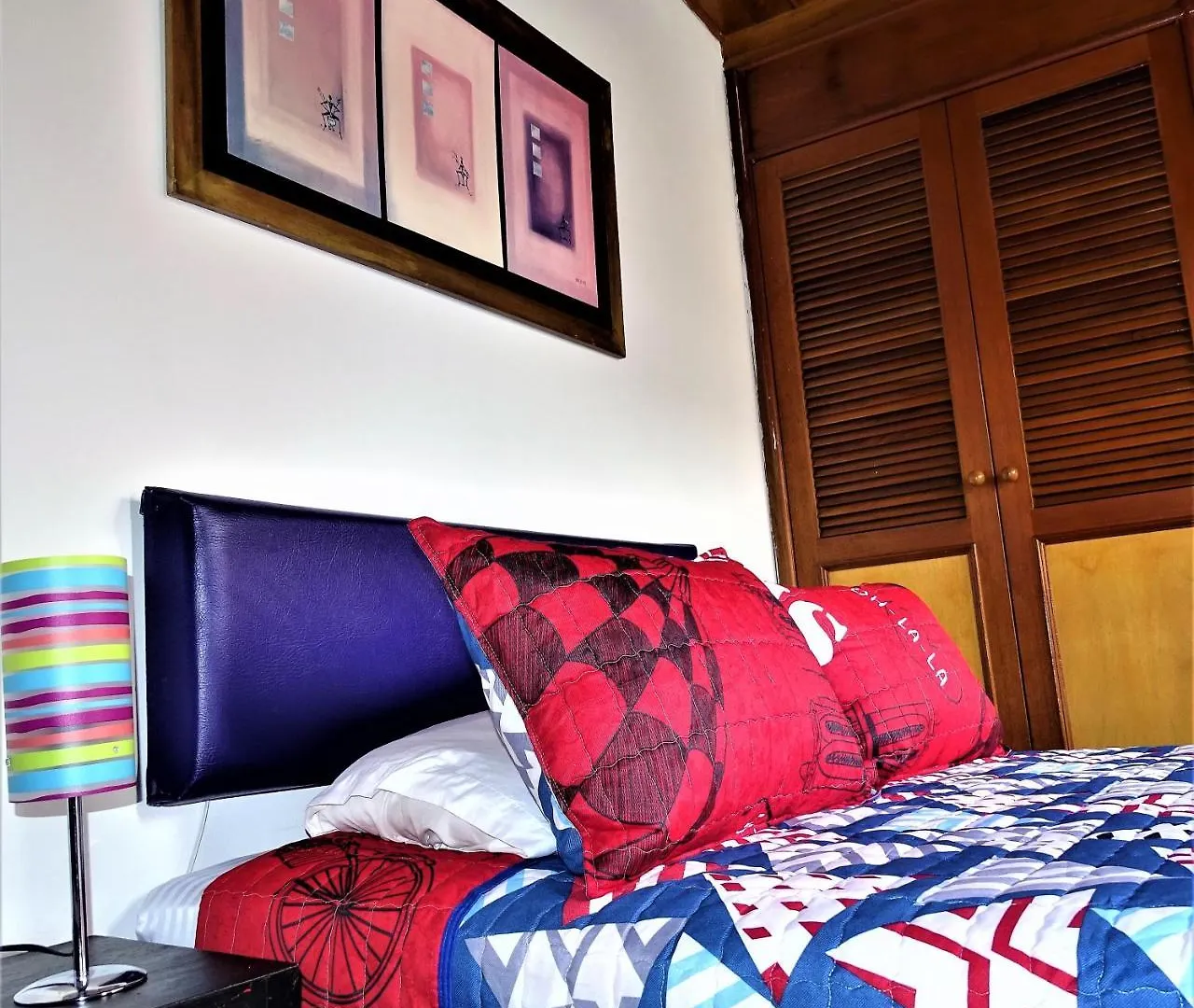 Violeta Park Hostel Μπογκοτά